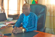 Le président du conseil encourage l’association » Main tendue pour les démunis »