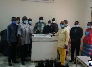 Remise officielle d’une couveuse néonatale